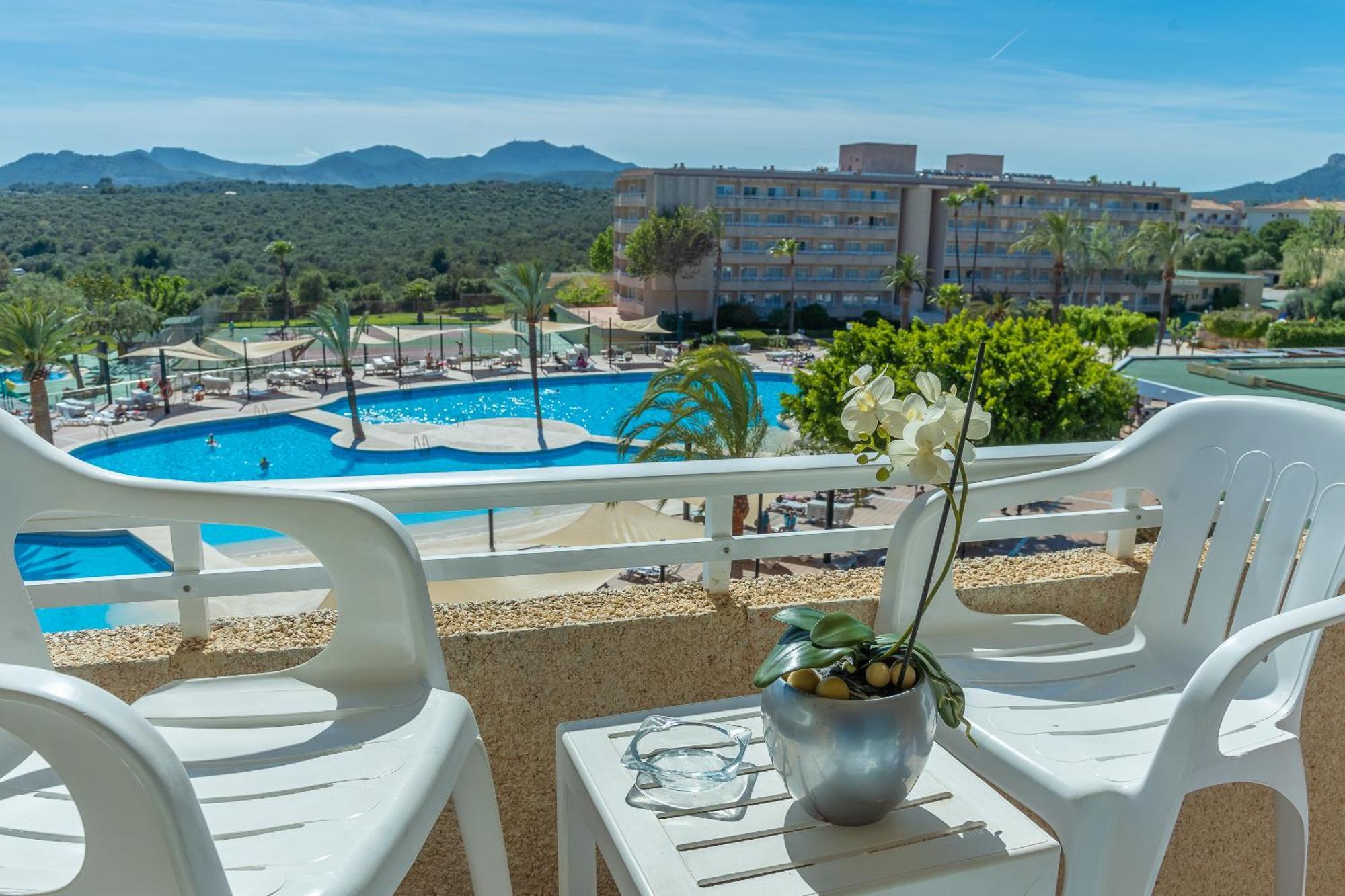 Hotel Club Cala Romani Calas de Mallorca Esterno foto